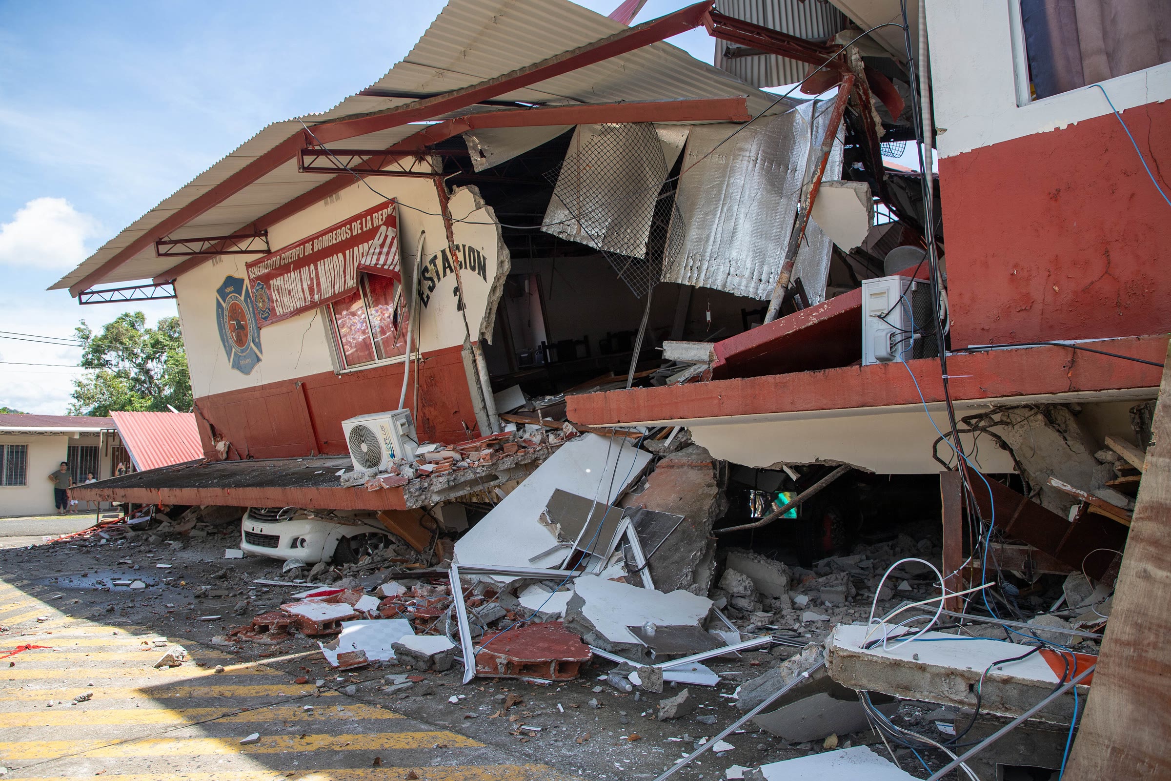 A collapsed building in Soná, Veraguas, Panama, after the magnitude 7.7 earthquake, photographed on October 11, 2026.
